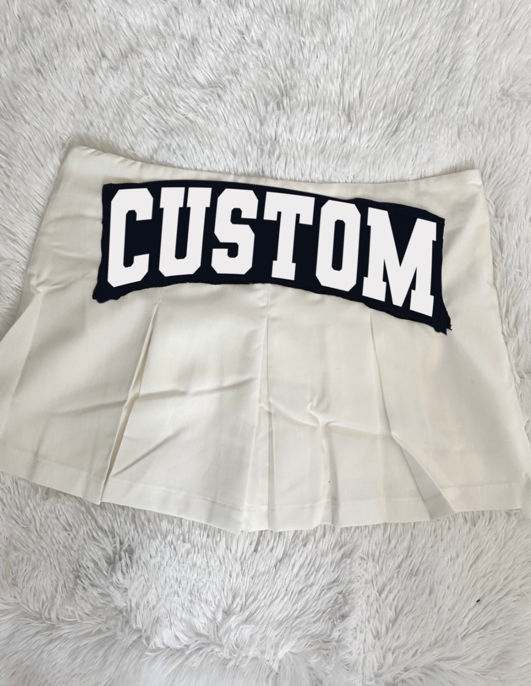 CUSTOM COLLEGE- Pleated Skirt